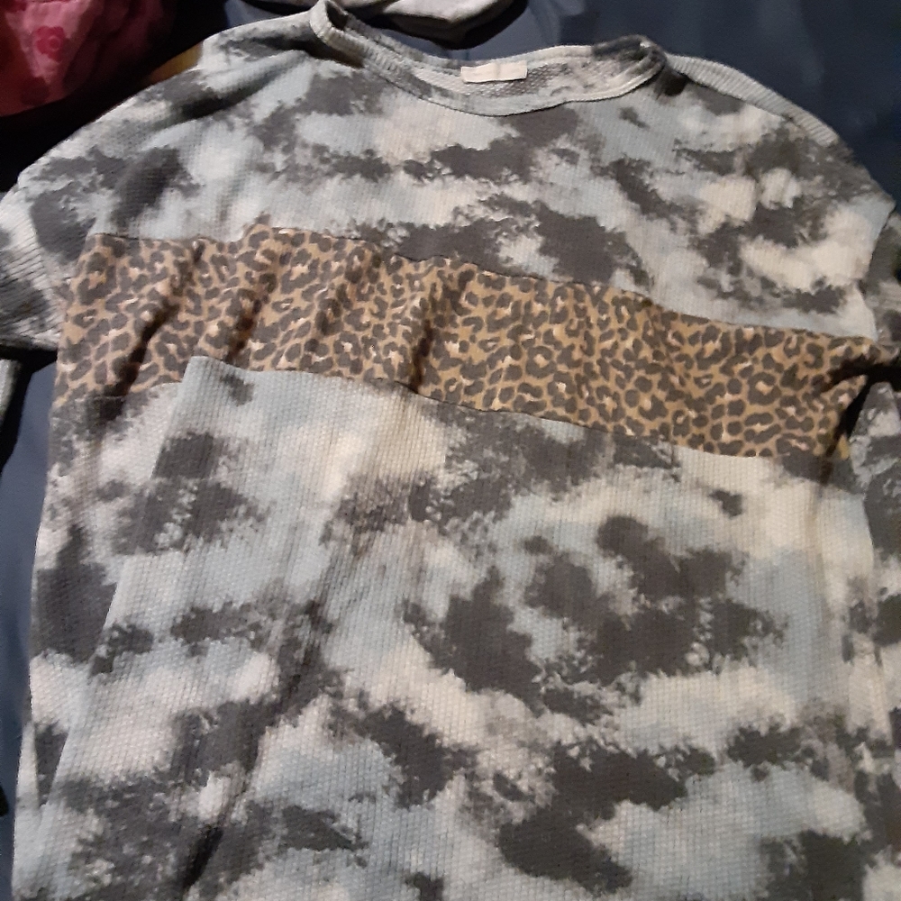 COPY - Leopard tye dye long sleeve top